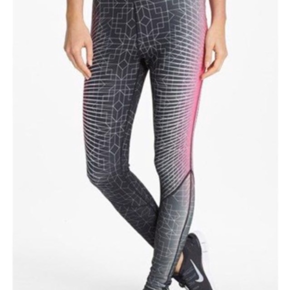 Nike pro leggings - Picture 3 of 3